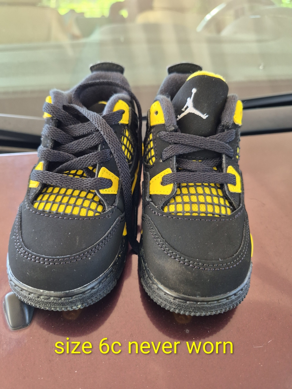 Nike Air Jordan 4 Retro TD "Thunder"